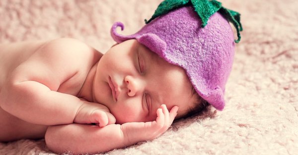 Pourquoi les nouveau-nés n'ont-ils pas des larmes ou de la sueur ?